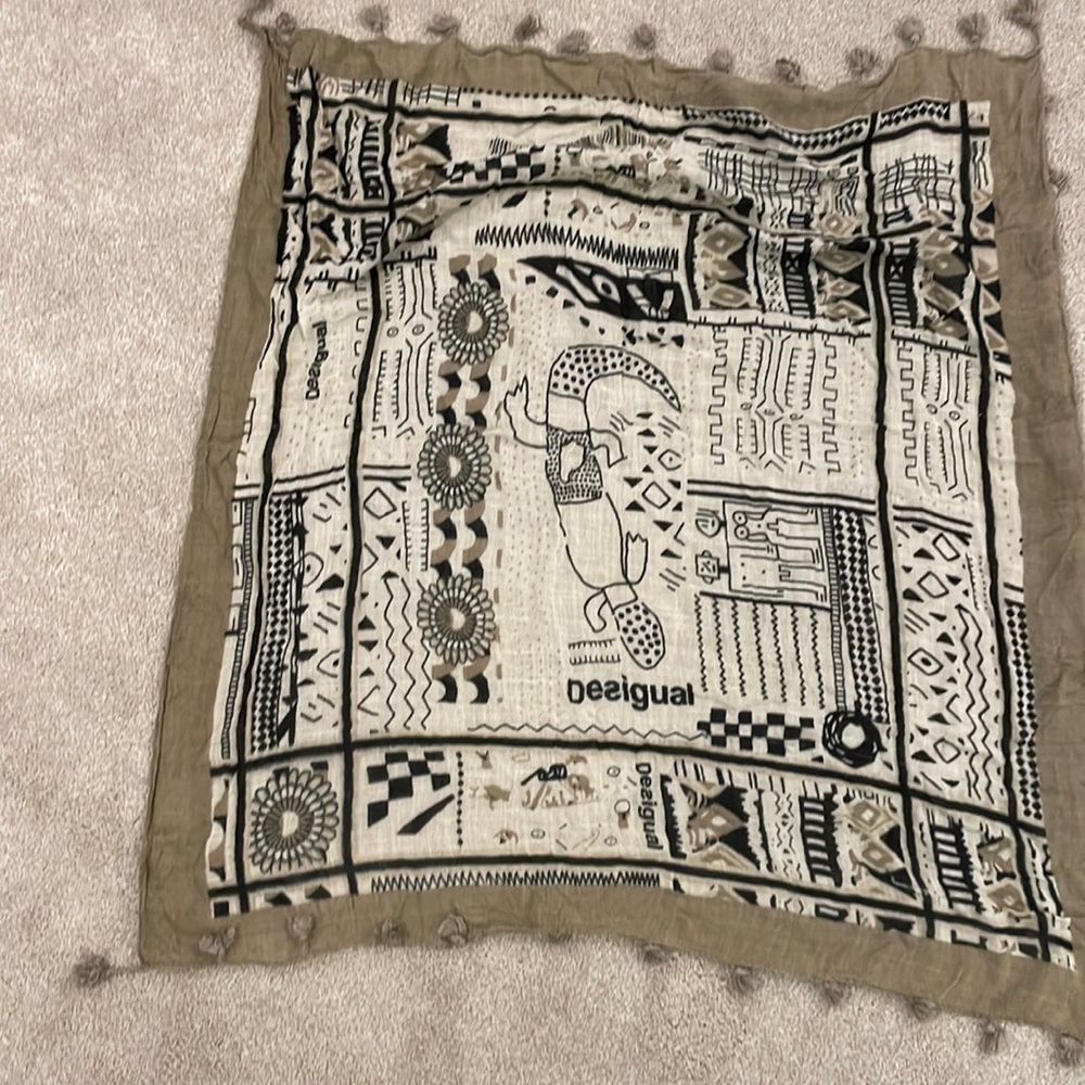 Desigual Scarf